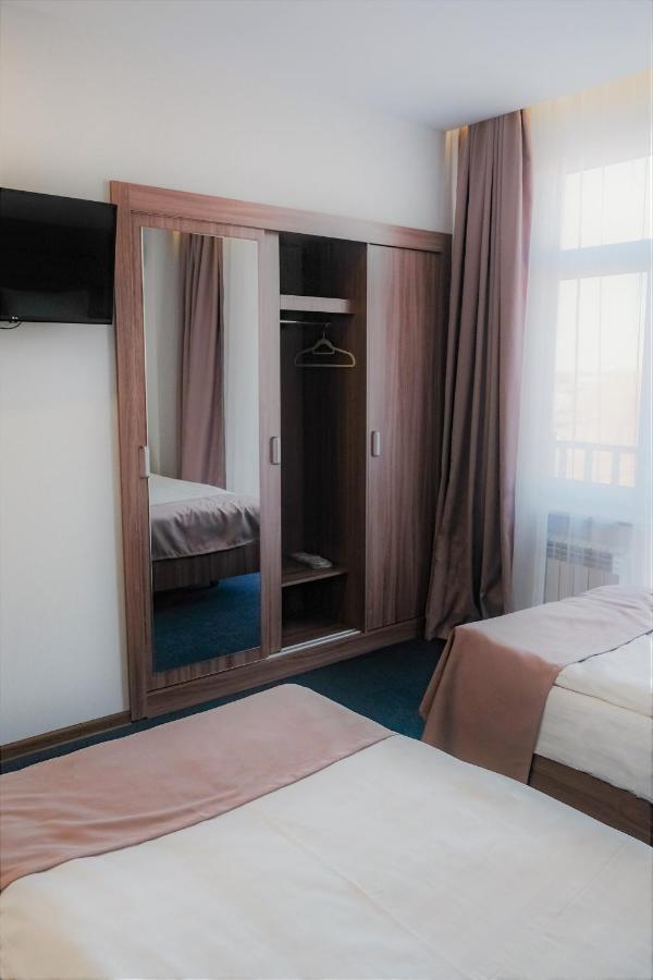 Boutique Hotel 1967 Aqsai Aksay Bagian luar foto